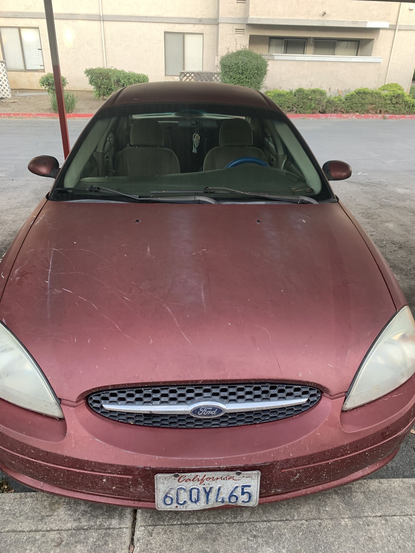 2004 Ford Taurus