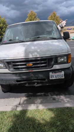 Ford E-Series Full-Size Van