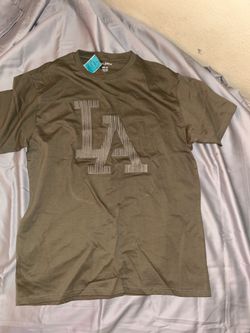 Men’s T Shirt Size 2XL. $8