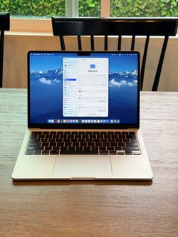 MacBook Air M2: Upgraded 16GB / 512GB, Excellent Condition