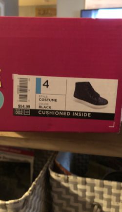 Glitter high-tops size 4