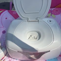 Warmer And Wipes