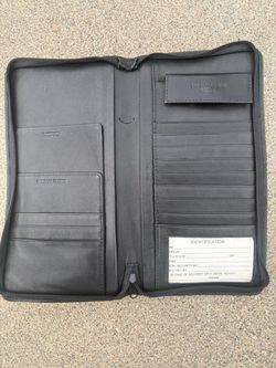 Vintage Cesars Black Travel Wallet Passport Organizer – Zippered