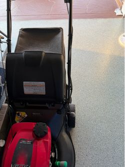 Honda  Lawnmower HRN 216