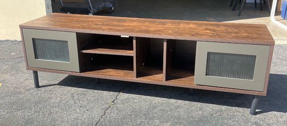 Retail Price: $299.99 | Our Price: $135  📦 Brand New in Box | Simple Assembly Required  ✨ Oreo Dark Walnut Media Console / TV Stand  * 5 sturdy metal