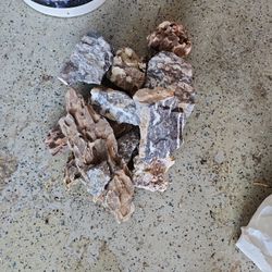 Aquarium Stones