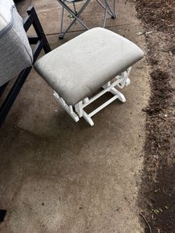 Small ottoman
