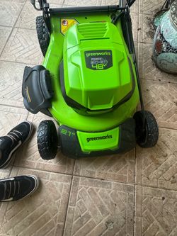 Greenworks 48V 21"  Lawn Mower