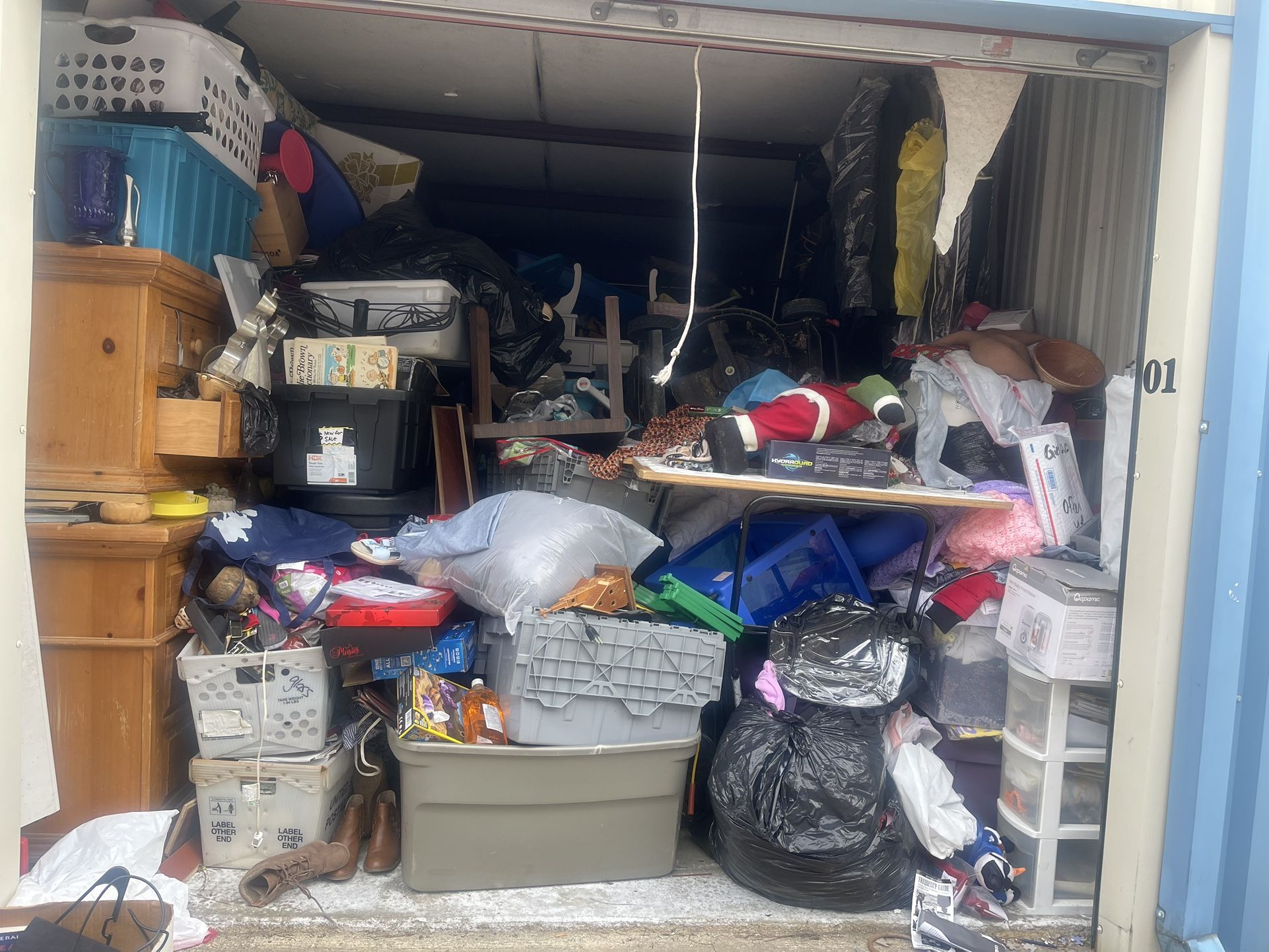 Storage Unit Clean Out