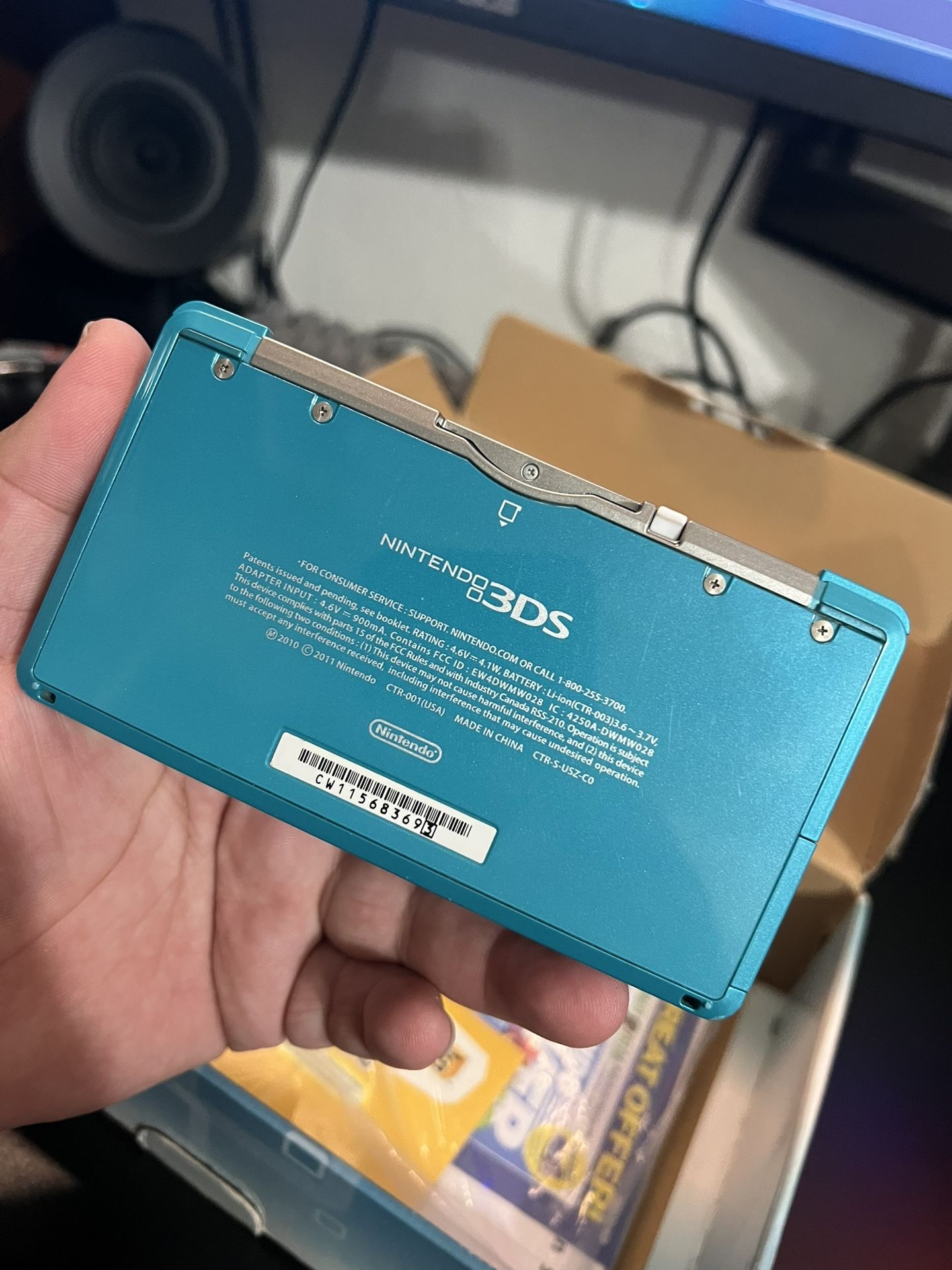 Loaded Nintendo 3DS w/ Hshop + CIB 