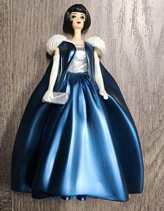 Danbury Mint 1965 Barbie Midnight Blue Figurine
 - READ DESCRIPTION 