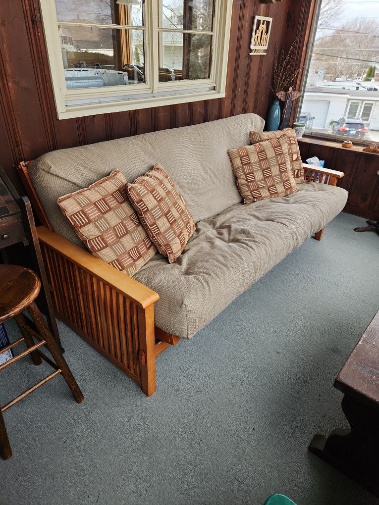 Full Size Futon