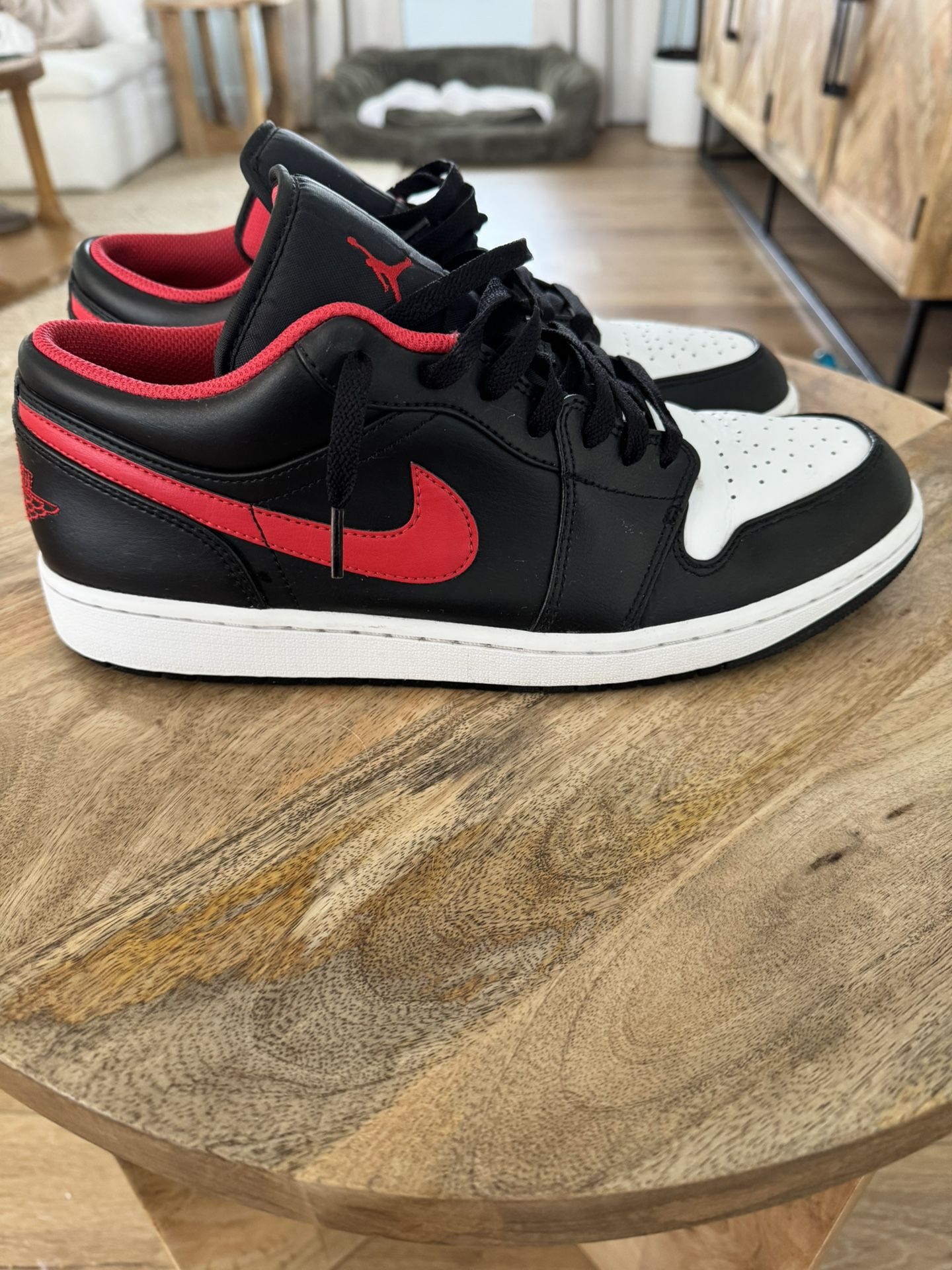 Jordan 1 Low Size 12