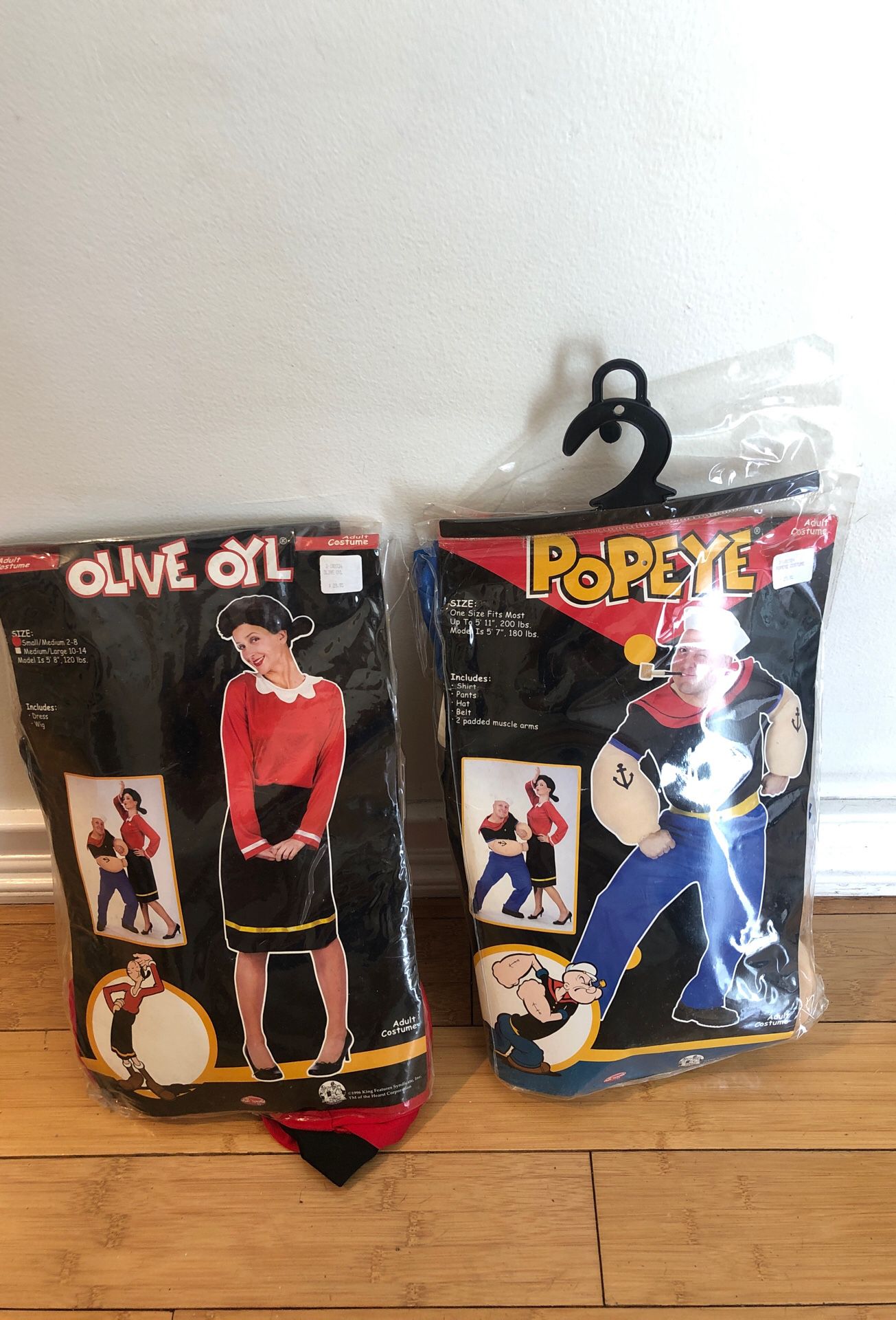 Olive Oyl & Popeye Halloween costumes