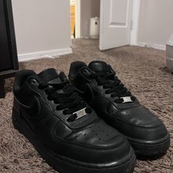Black Airforce 1’s