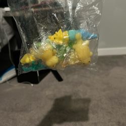 Cool Dinosaur Toys Keep Out of hands of children under 6 Years Old or this could be fatal if it’s in the hands of Children