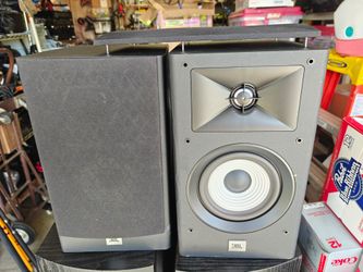 JBL STAGE  A130 bookshelf speakers