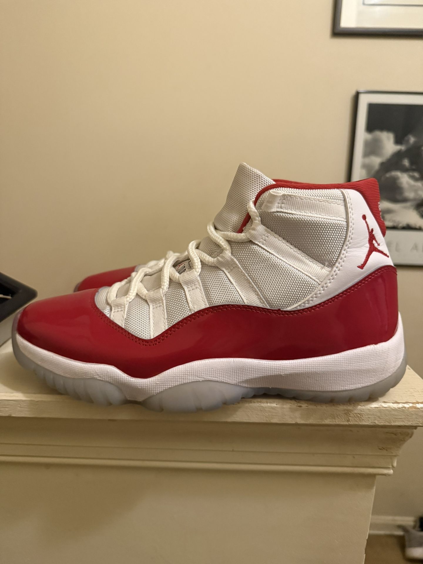 Jordan 11 Cherry Size 9