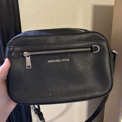 Michael Kors Jet Set Large Saffiano Leather Crossbody Bag Black