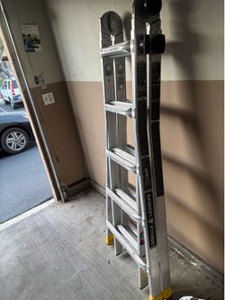$160 Ladder 18’ Multi Position Ladder 300 lb Type IA Like New