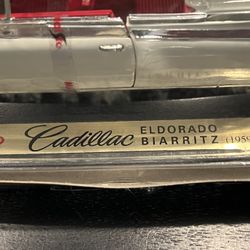 Maisto Special Edition 1:18 Cadillac Eldorado Biarritz Die-Cast Models (1959)