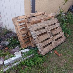 Wood Pallets Free