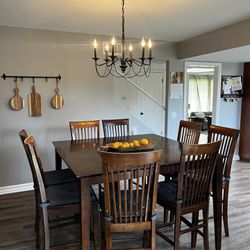 Dining Room Table - High Top (with chairs)