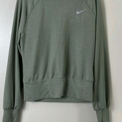 Nike Sage Green Long Sleeve Running Top/Sweatshirt  with Thumbholes  Women’s XL