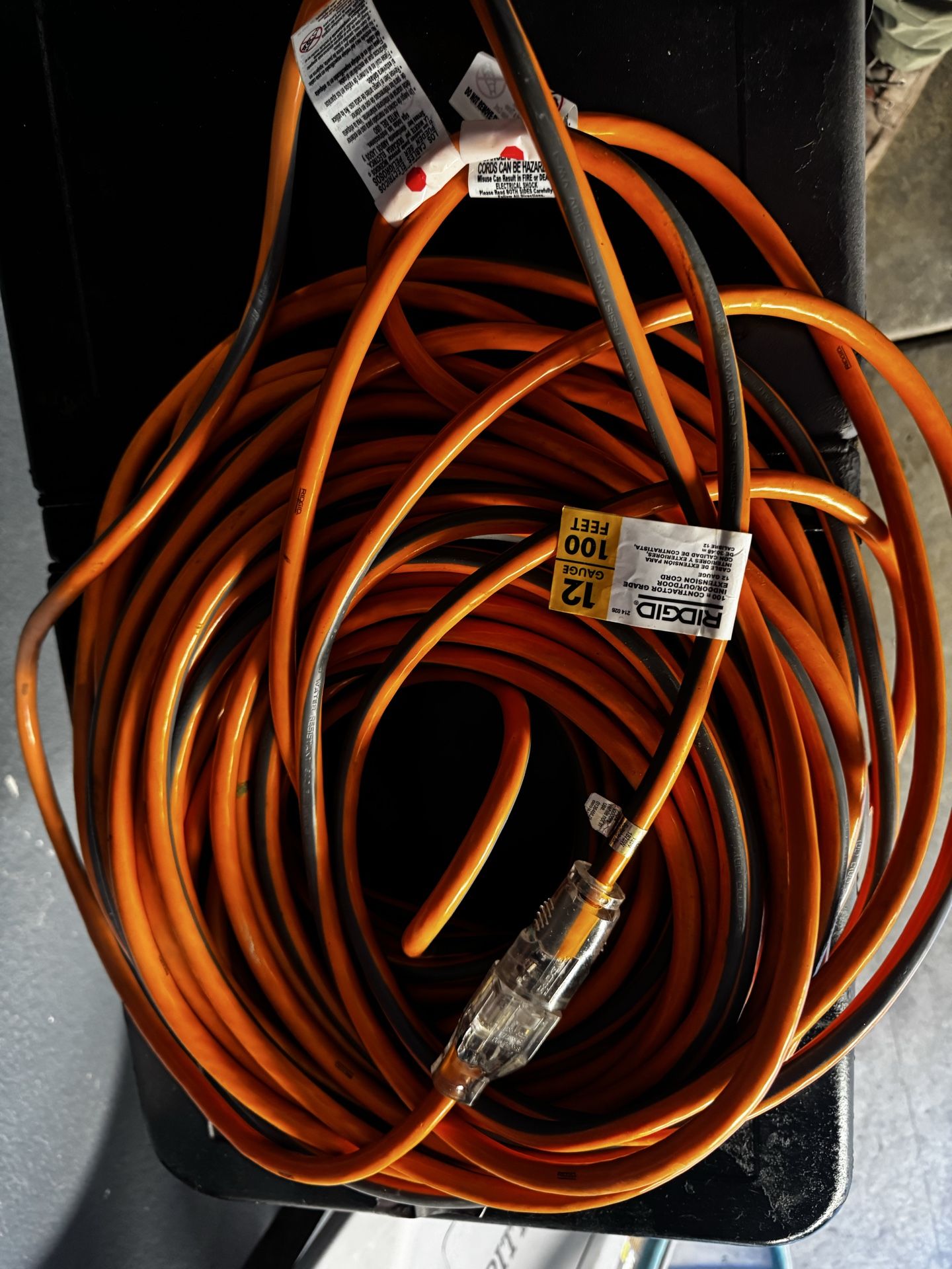 RIDGID 100ft Heavy Duty Extension Cord – 12 Gauge Contractor Grade