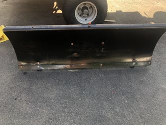 Craftsman Snowplow / Dozer Blade. 