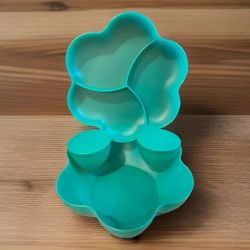 Tupperware XL Flower Shape Chip Salad Snack Bowl 4624A-2 Green W/ 2 Bowls 4626A 