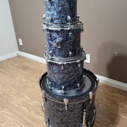 Premier Drum Set