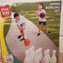 Jumbo Bowling Set