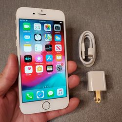 iPhone 6 - UNLOCKED - Like New  