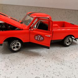 1/18 Diecast Truck Chevy C10