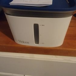 Pet Water Fountain CHEAP!!