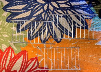Shelf extenders