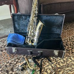 YAMAHA Alto Saxophone YAS-32 with hard case ❣️❣️❣️❣️❣️❣️
