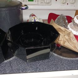 2 New Srts Of 3 Pc Set Ceramic Chip An Dip Etc 6 Each Set Look My Post Alot Items