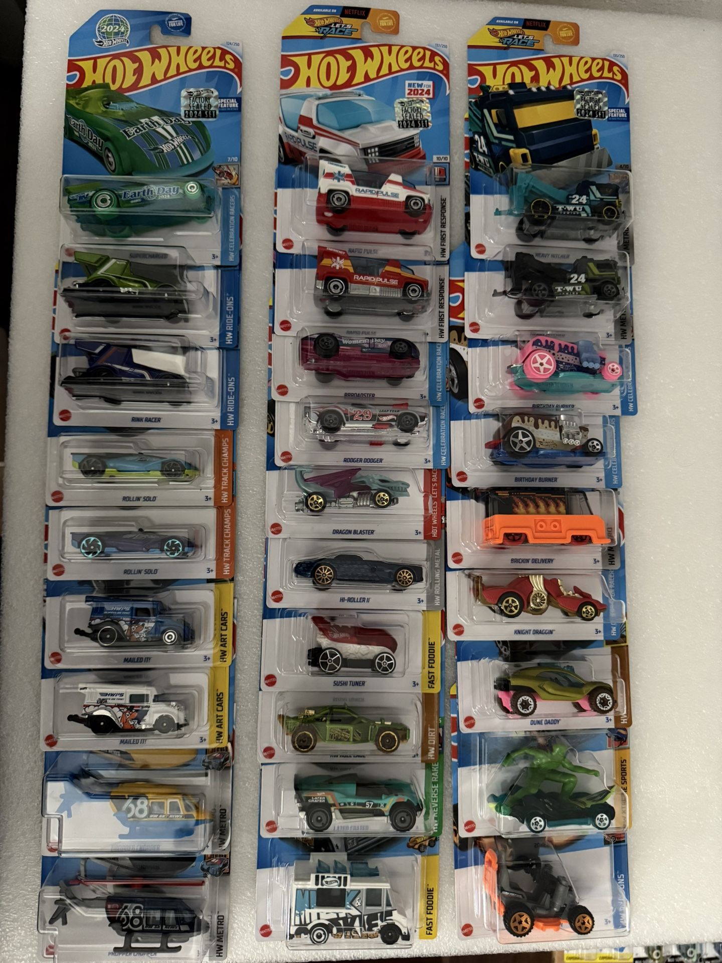 Hotwheels Factory Sealed (toys)