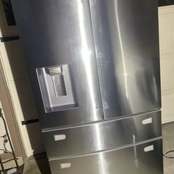 Samsung Fridge 35x36by70