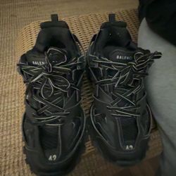 Balenciaga tracks no insoles  or box TRADES OR CASH  SIZE 42