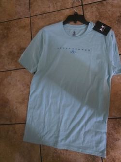 Hurley mens shirt size small runs like size medium