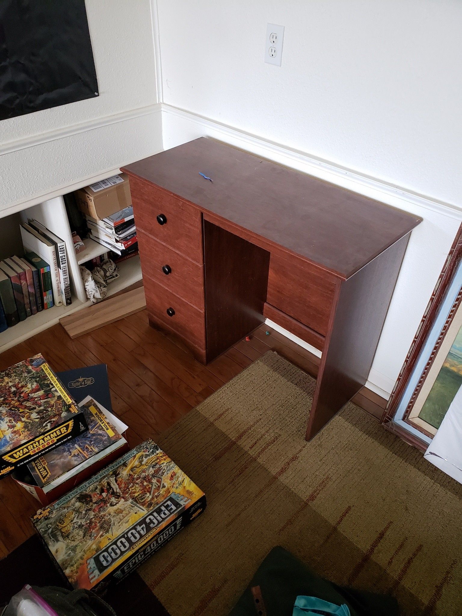 Brand new - Small desk with 3 drawers