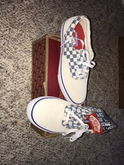 Vans sneakers brand new size 11