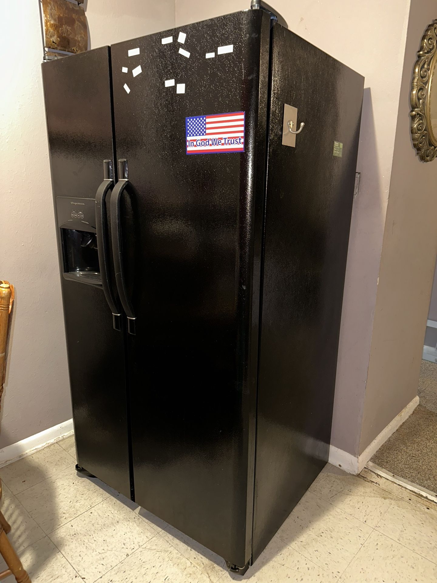 Used Frigidaire 36″ Side-By-Side Refrigerator  For Sale