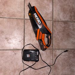 Ridgid hand vac with charger w 1 battery