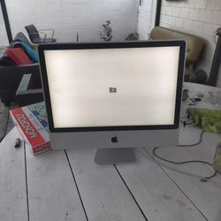 I Mac , Works Fine, but will not work without SSD with windows 7 or IOS which I Don't Have as it is donated 