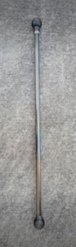 Bulb curtain rod