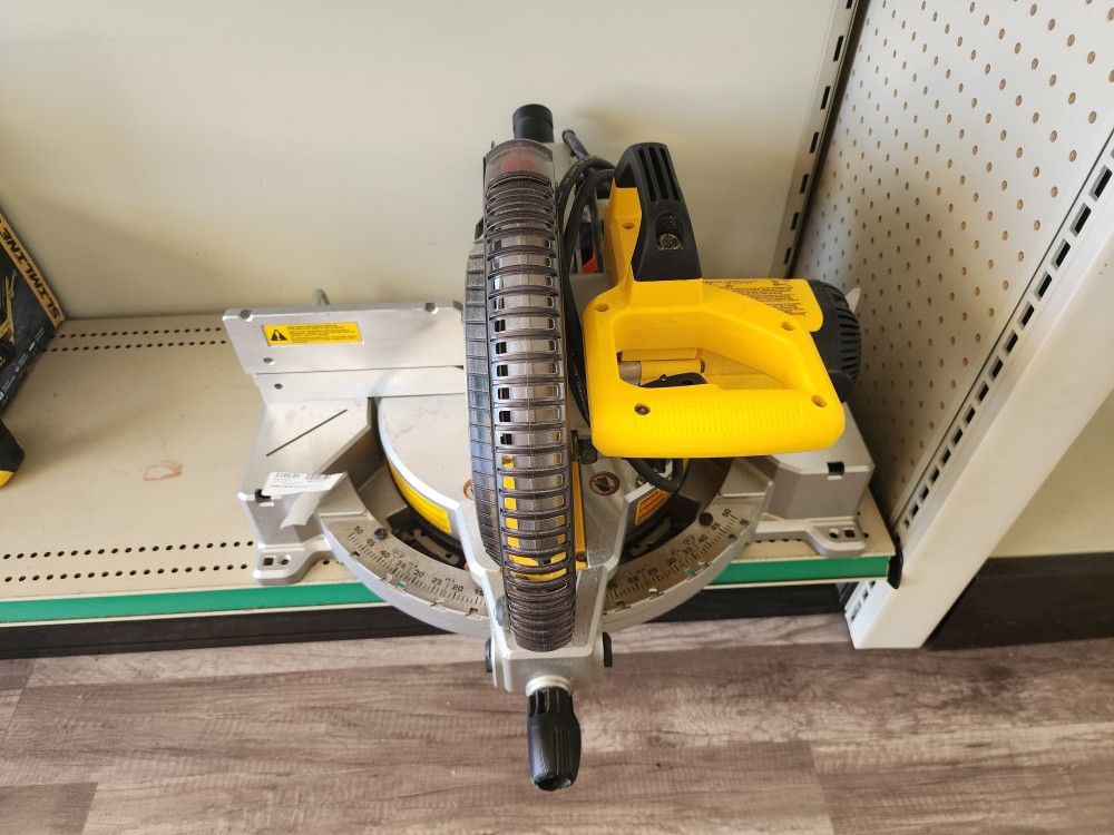Dewalt Miter Saw DWS715